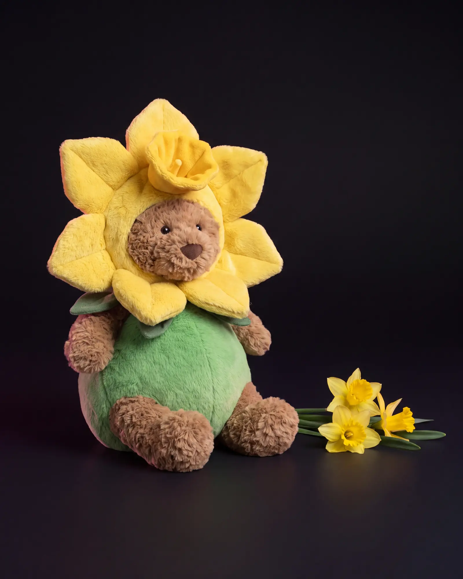 Bartholomew Bear ‘Daffodil’, a second view.